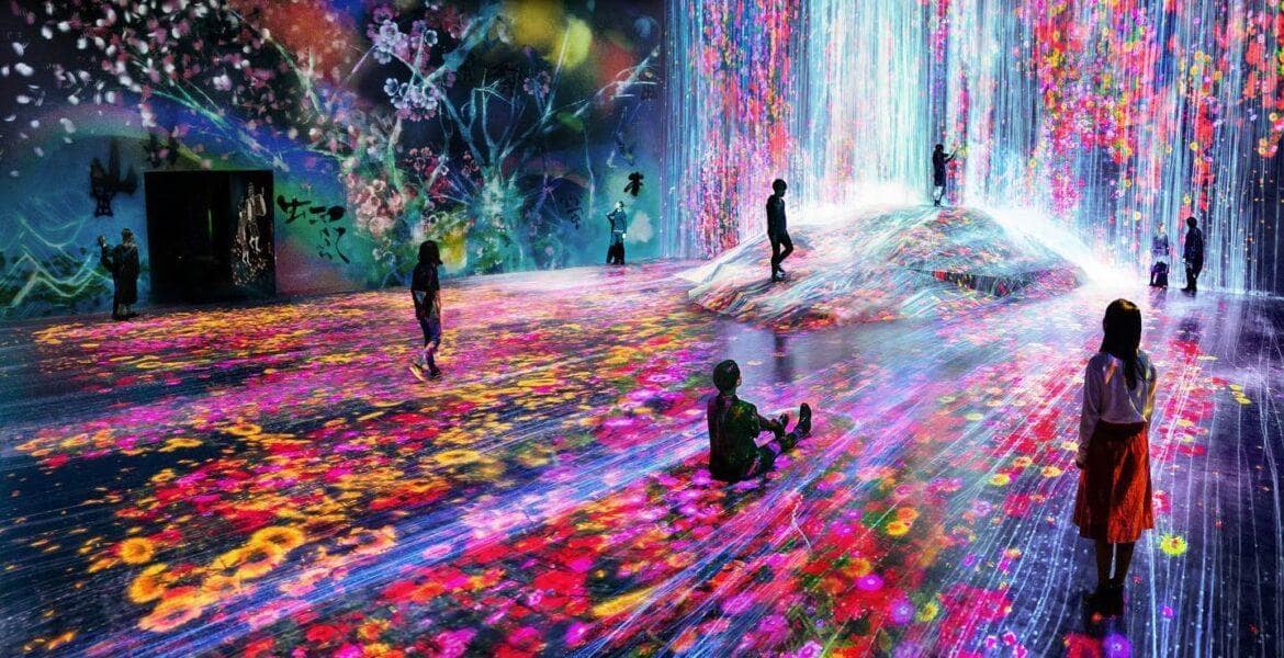 Photo credit: teamLab Borderless, Minato, Tokyo, Japan